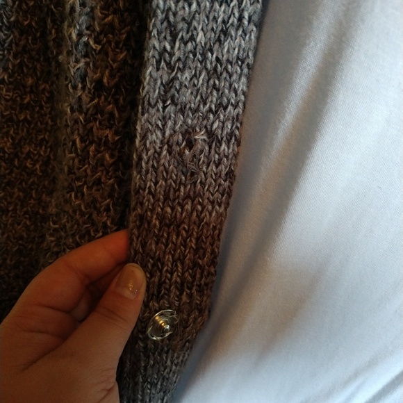 United States Sweater - Picture 2 of 4